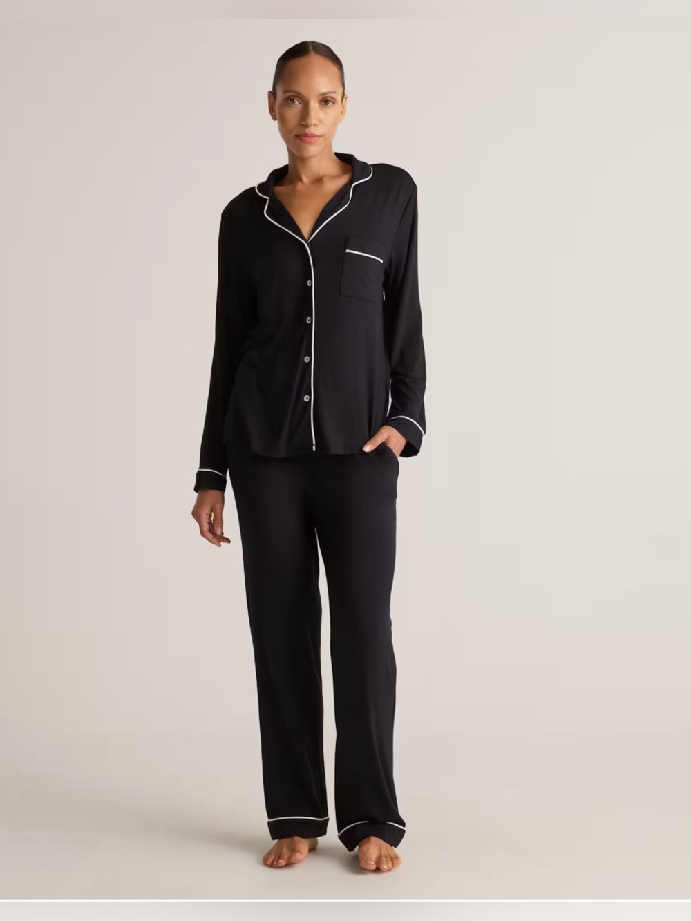 Nicole Miller Black Pajama Set with White Contrast Piping NWT, size M
